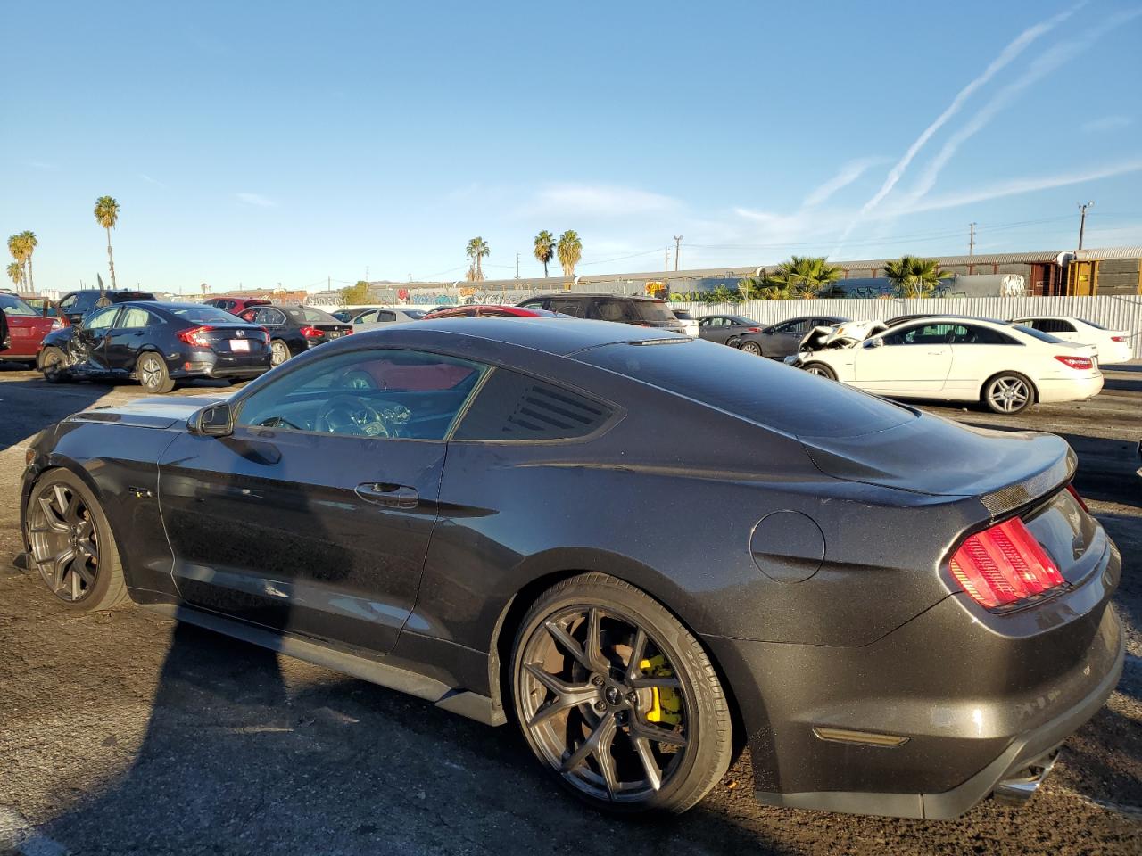 Image 2 of 2017 FORD MUSTANG GT 2017 with VIN 1FA6P8CF6H5330573