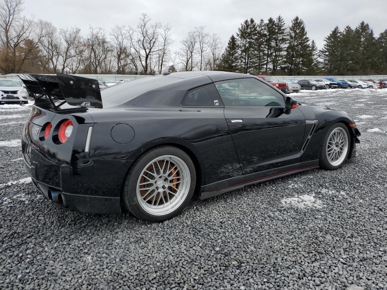 Image 3 of 2010 NISSAN GT-R BASE 2010 with VIN JN1AR5EF2AM230558