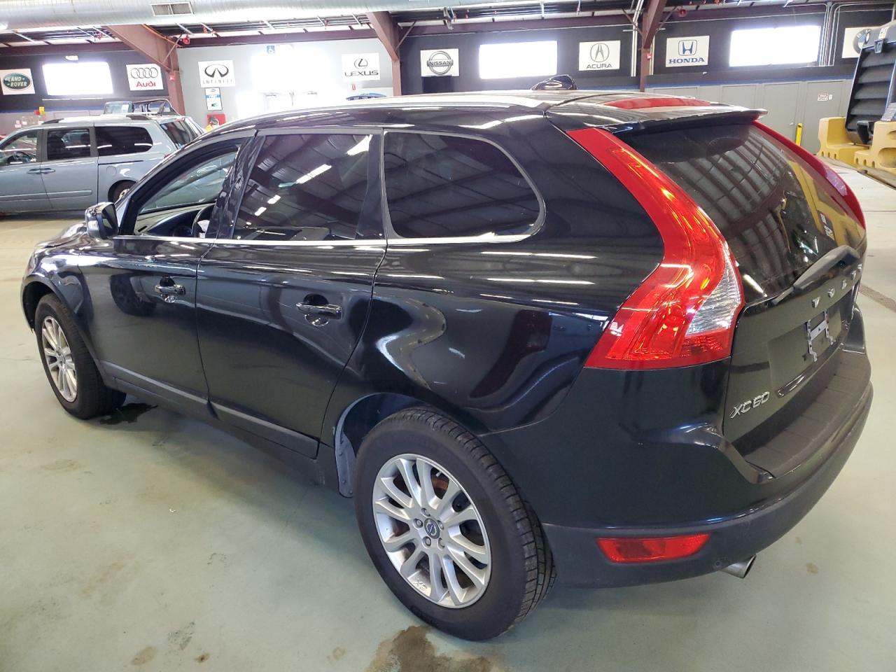 Obraz 2 z 2010 VOLVO XC60 T6 2010 z VIN YV4992DZ8A2124974