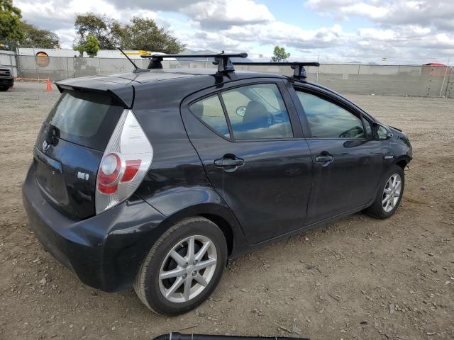 Image 3 of 2013 TOYOTA PRIUS C  2013 with VIN JTDKDTB39D1037814