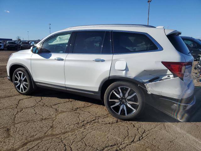 Image 2 of 2022 HONDA PILOT TOURING 2022 with VIN 5FNYF6H66NB024745