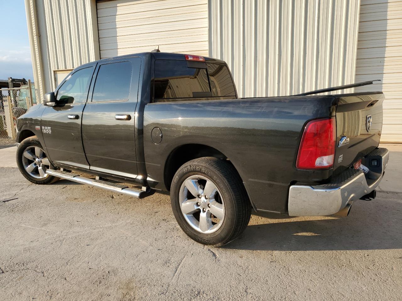 Obraz 2 z 2017 RAM 1500 SLT 2017 z VIN 1C6RR6LTXHS684536