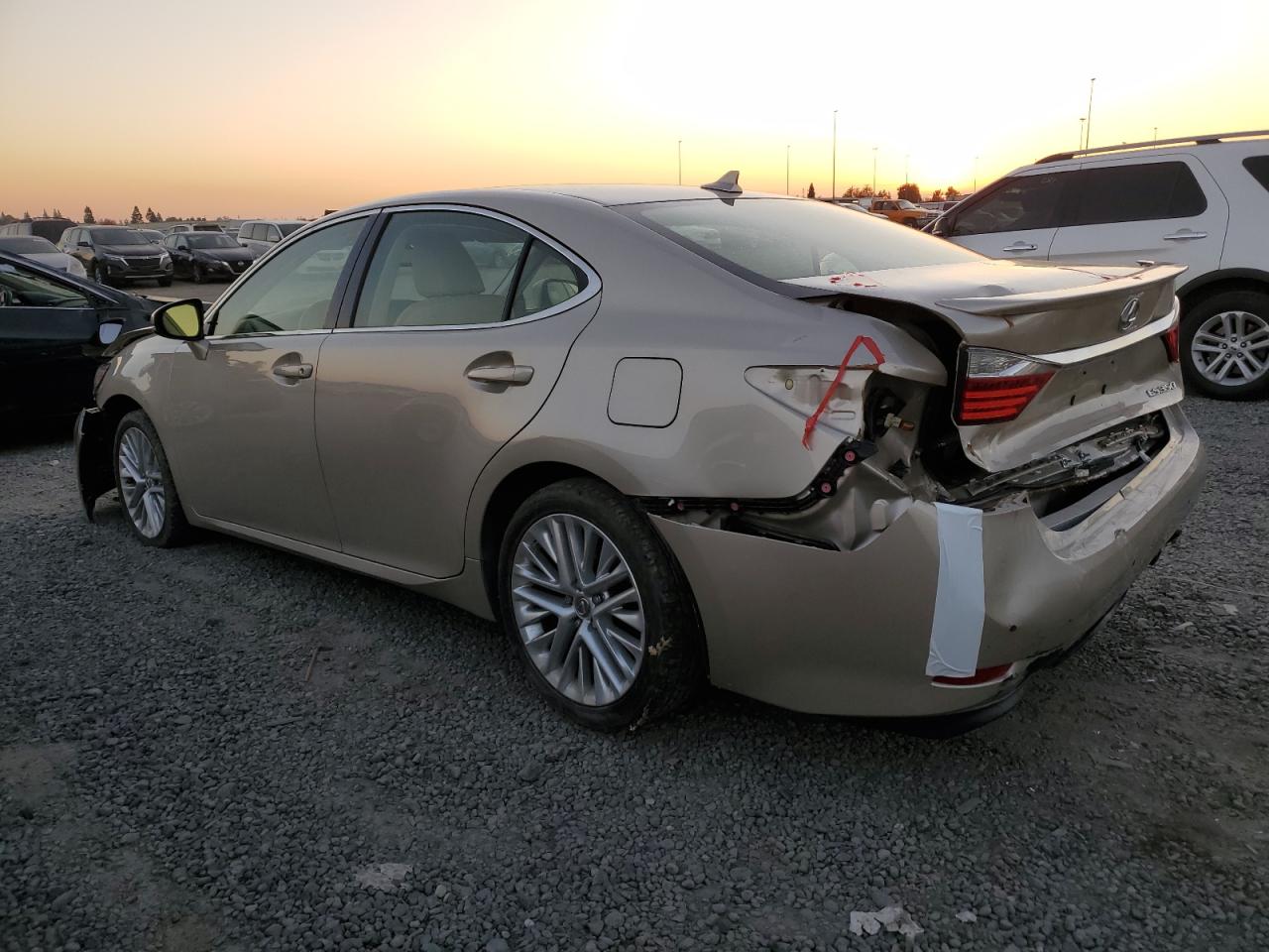 Image 2 of 2013 LEXUS ES 350 2013 with VIN JTHBK1GGXD2056323