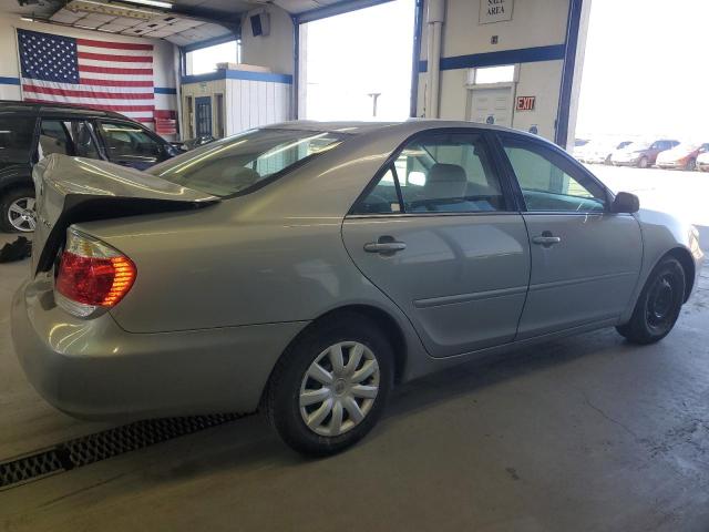 Image 3 of 2005 TOYOTA CAMRY LE 2005 with VIN 4T1BE30K55U960410