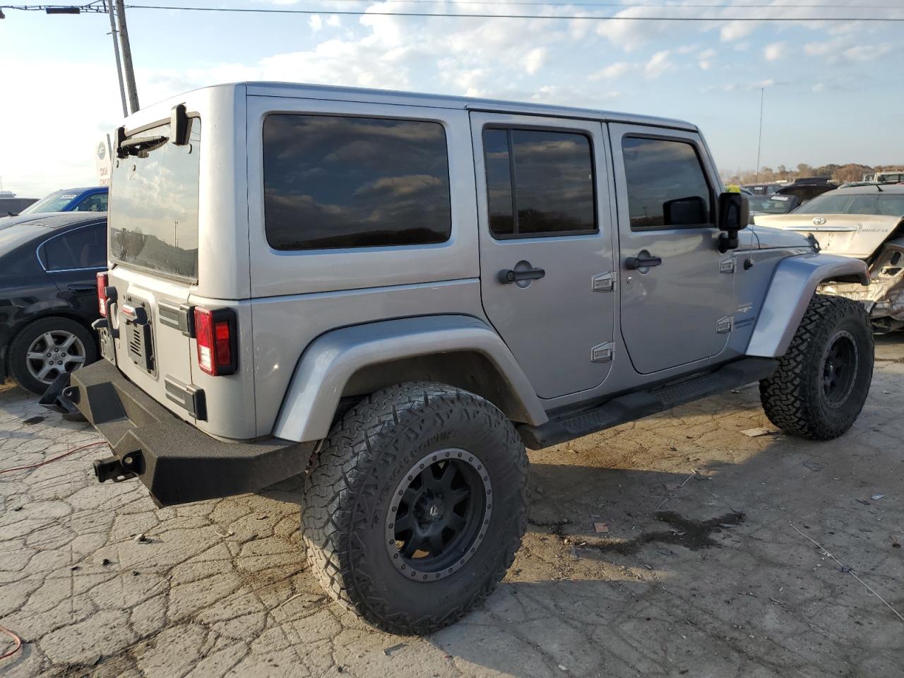 Изображение 3 2015 JEEP WRANGLER UNLIMITED SAHARA 2015 с VIN 1C4BJWEG1FL603321