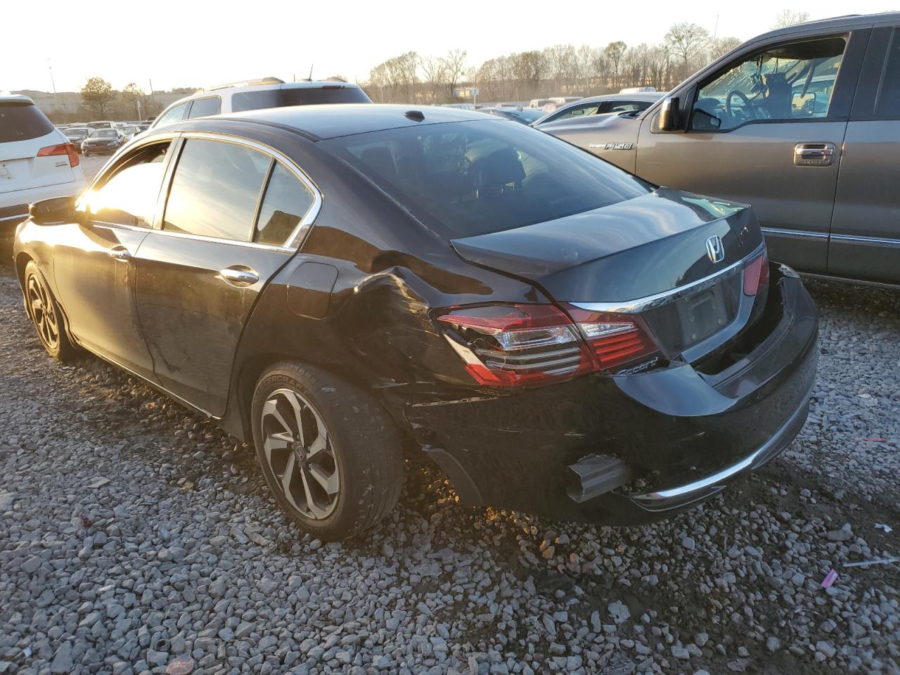 Image 2 of 2016 HONDA ACCORD EX 2016 with VIN 1HGCR2F7XGA154868