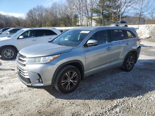 2017 TOYOTA HIGHLANDER LE 2017 image