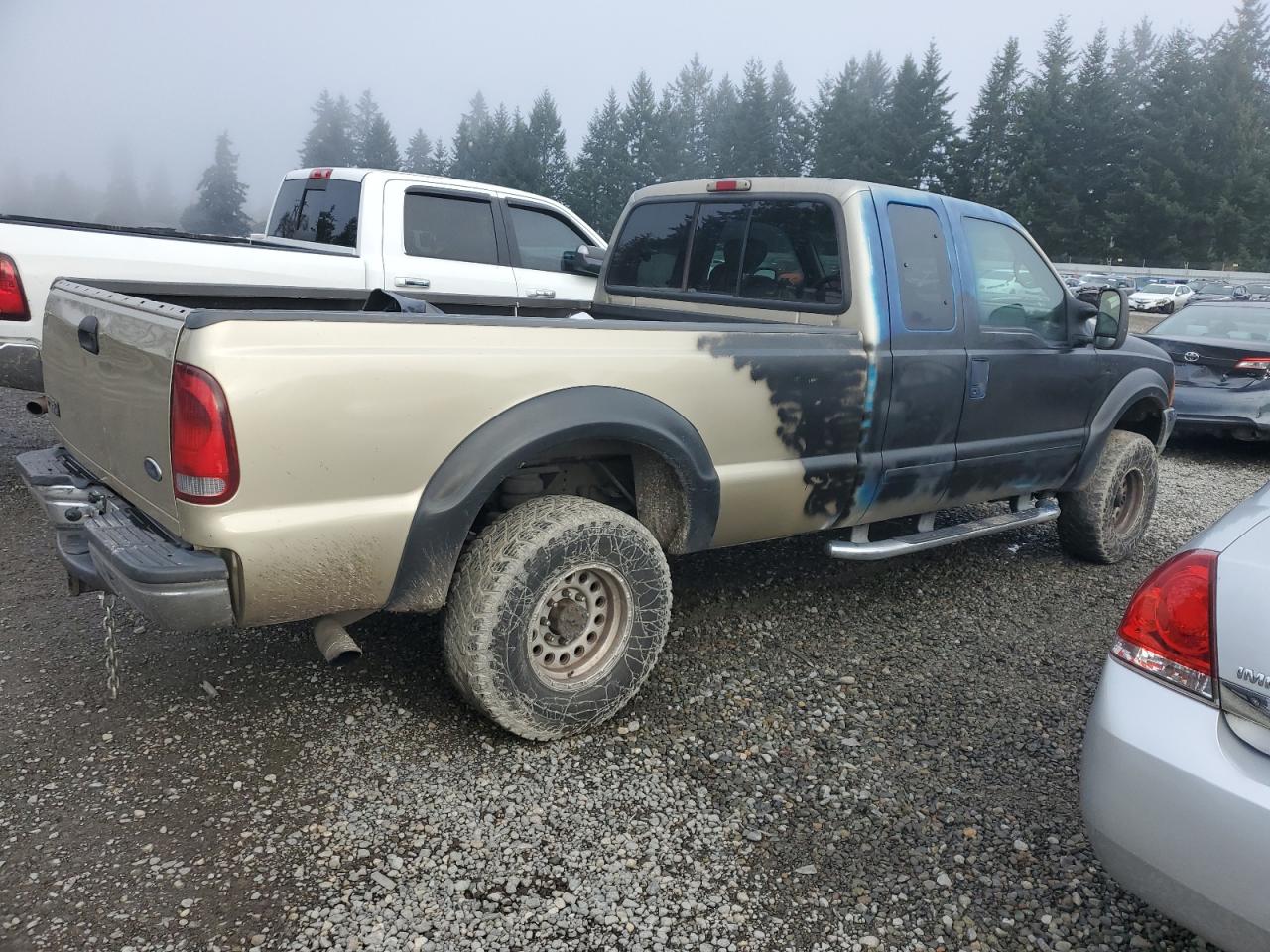 Image 3 of 2001 FORD F250 SUPER DUTY 2001 with VIN 1FTNX21F61EB20471