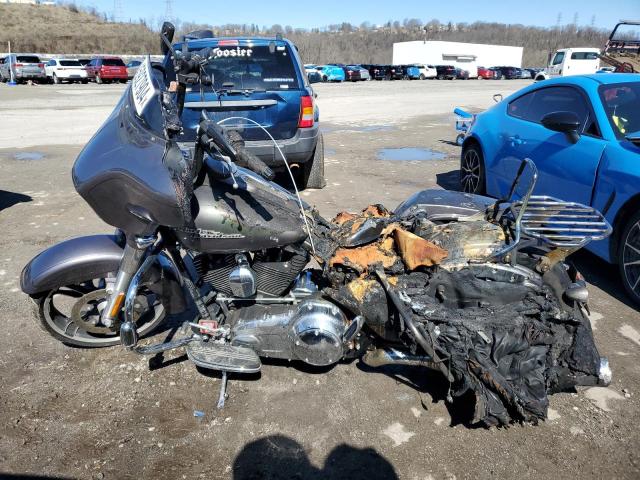 Image 3 of 2015 HARLEY-DAVIDSON FLHXS STREET GLIDE SPECIAL 2015 with VIN 1HD1KRM15FB682441