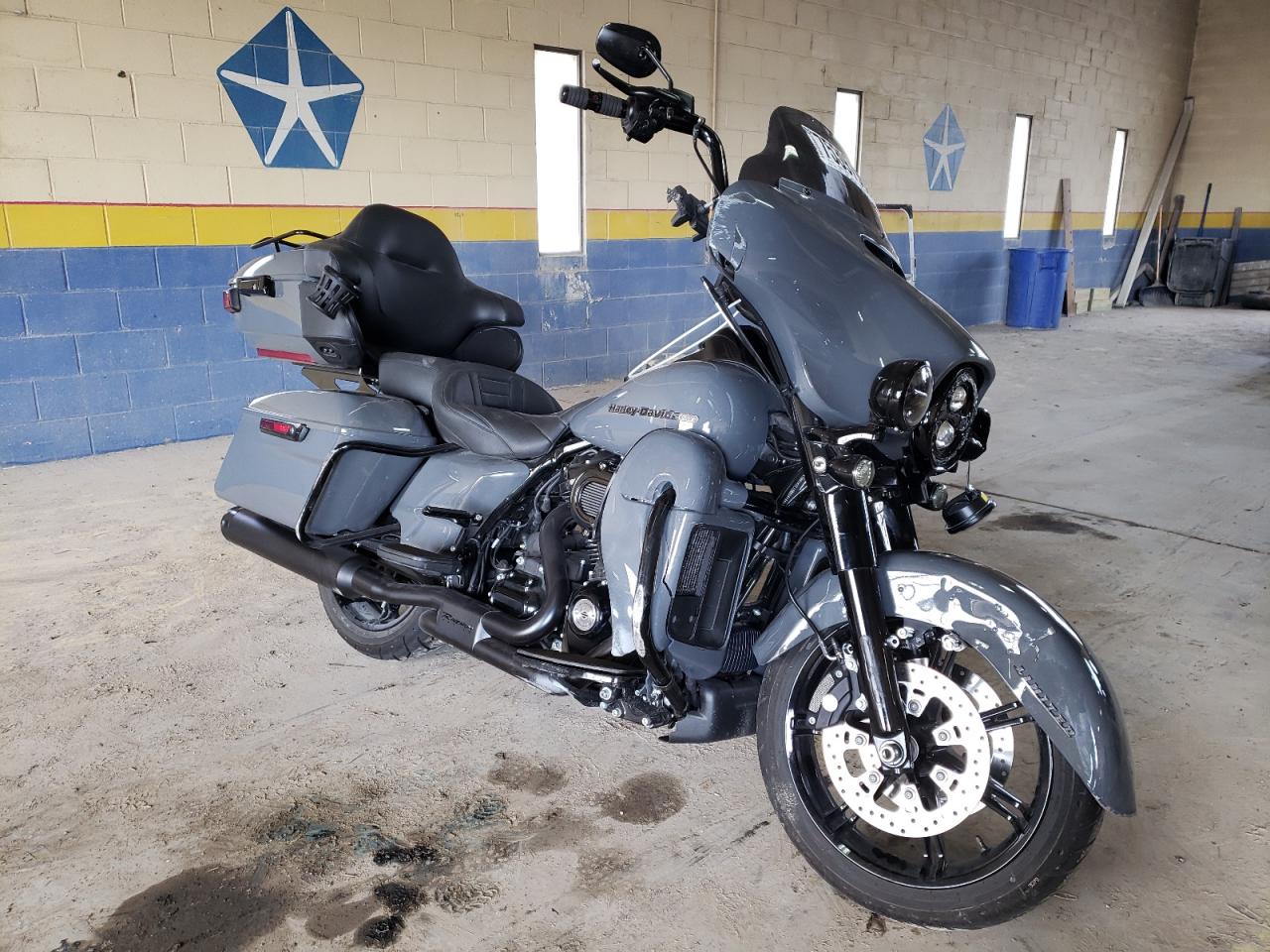 Obraz 1 z 2022 HARLEY-DAVIDSON FLHTK  2022 z VIN 1HD1KEF10NB664448
