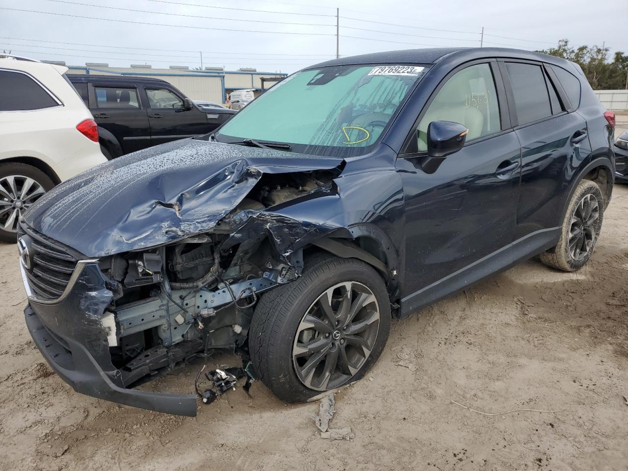 Obraz 1 z 2016 MAZDA CX-5 GT 2016 z VIN JM3KE2DYXG0682036