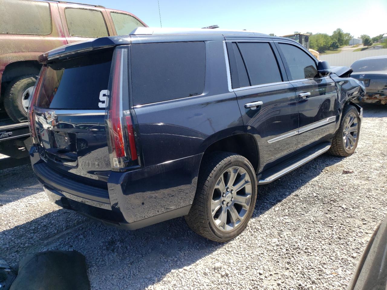 Image 3 of 2018 CADILLAC ESCALADE LUXURY 2018 with VIN 1GYS4BKJ5JR179903