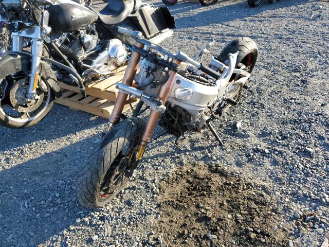Image 2 of 2006 SUZUKI GSX1300 R 2006 with VIN JS1GW71A962113031