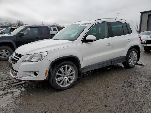 Obraz 1 z 2011 VOLKSWAGEN TIGUAN S 2011 z VIN WVGBV7AXXBW518630