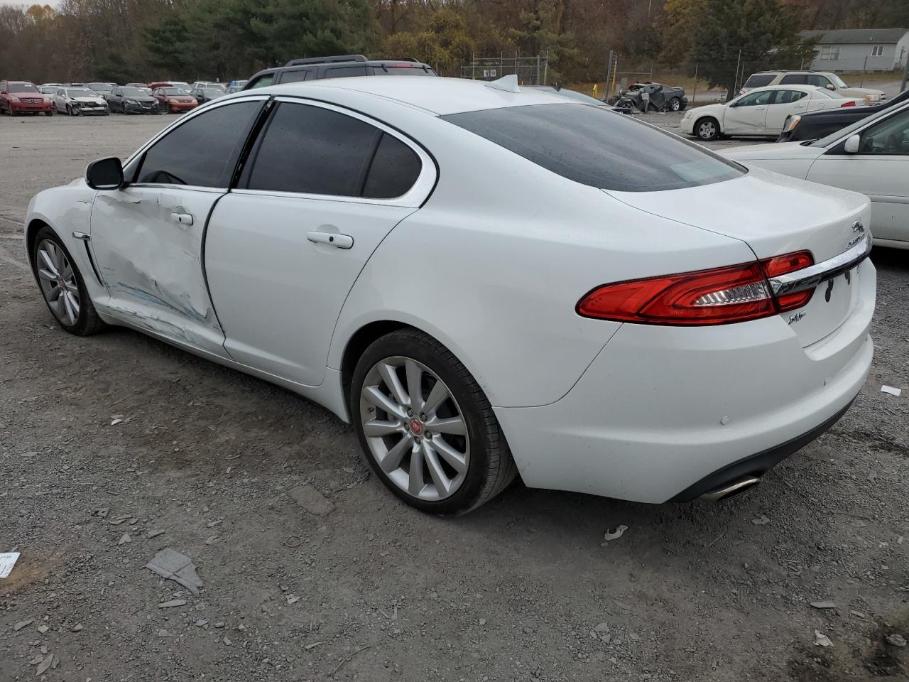 Image 2 of 2014 JAGUAR XF  2014 with VIN SAJWA0EX1E8U29235