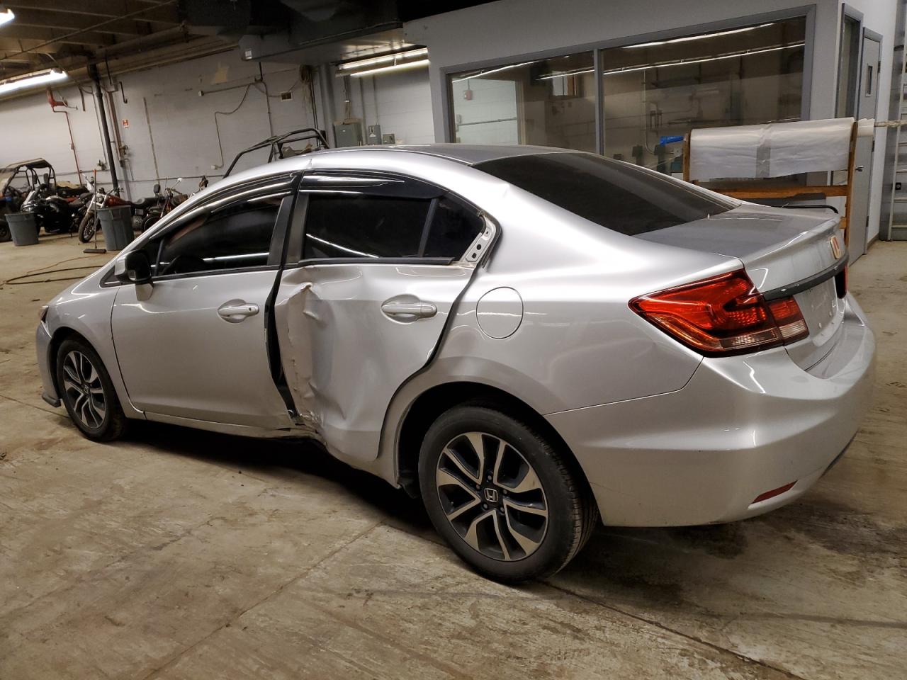 Image 2 of 2013 HONDA CIVIC EX 2013 with VIN 19XFB2F88DE097040