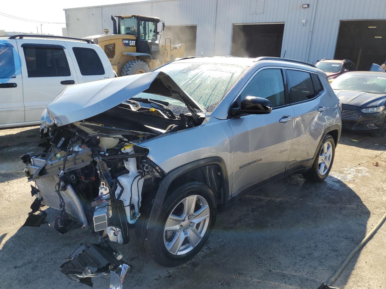 Изображение 1 2022 JEEP COMPASS LATITUDE 2022 с VIN 3C4NJCBB3NT213568