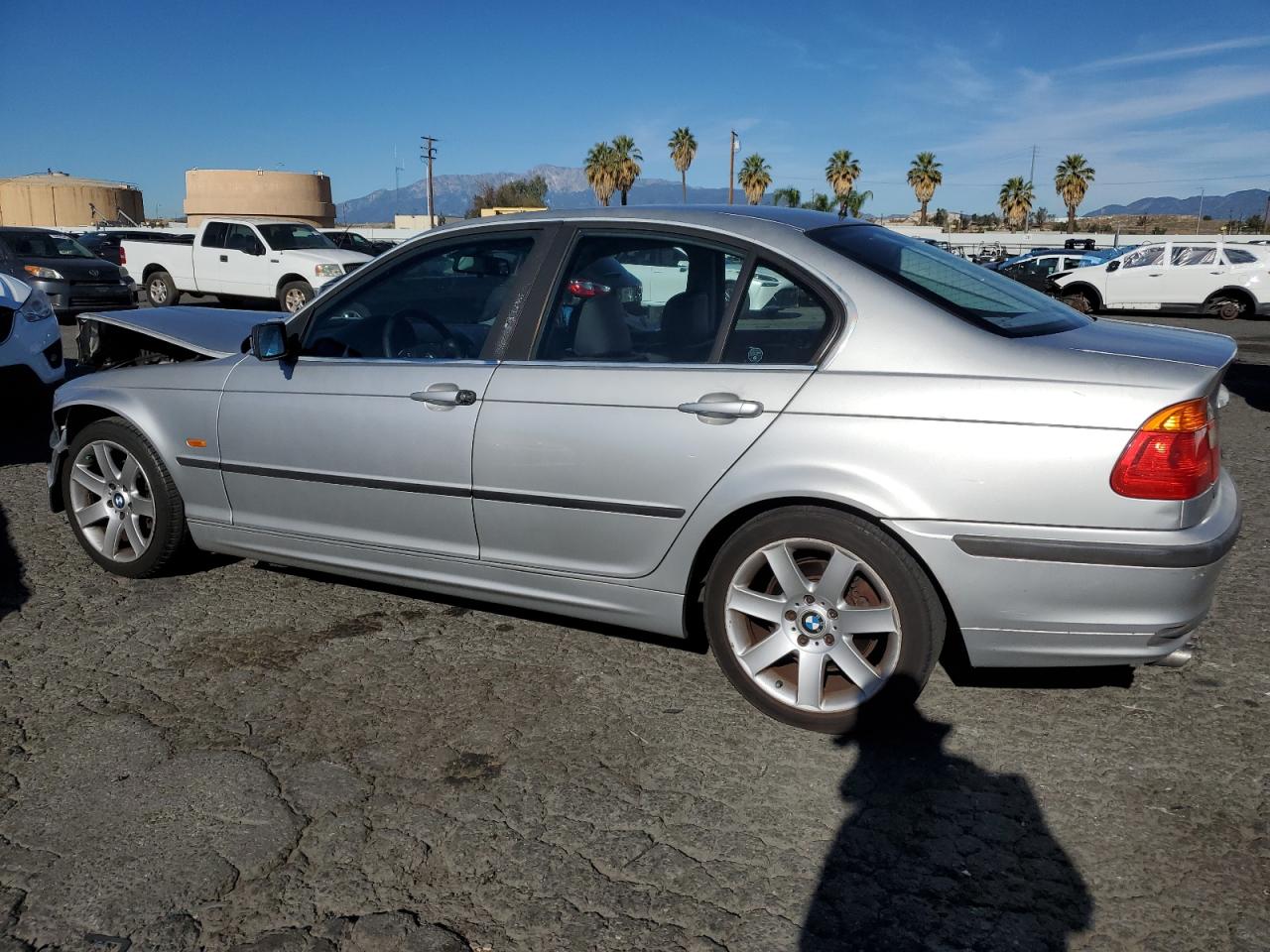 Изображение 2 2000 BMW 328 I 2000 с VIN WBAAM5335YKG17261