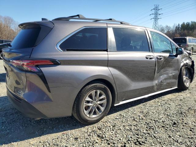Image 3 of 2022 TOYOTA SIENNA LE 2022 with VIN 5TDKRKEC5NS097925