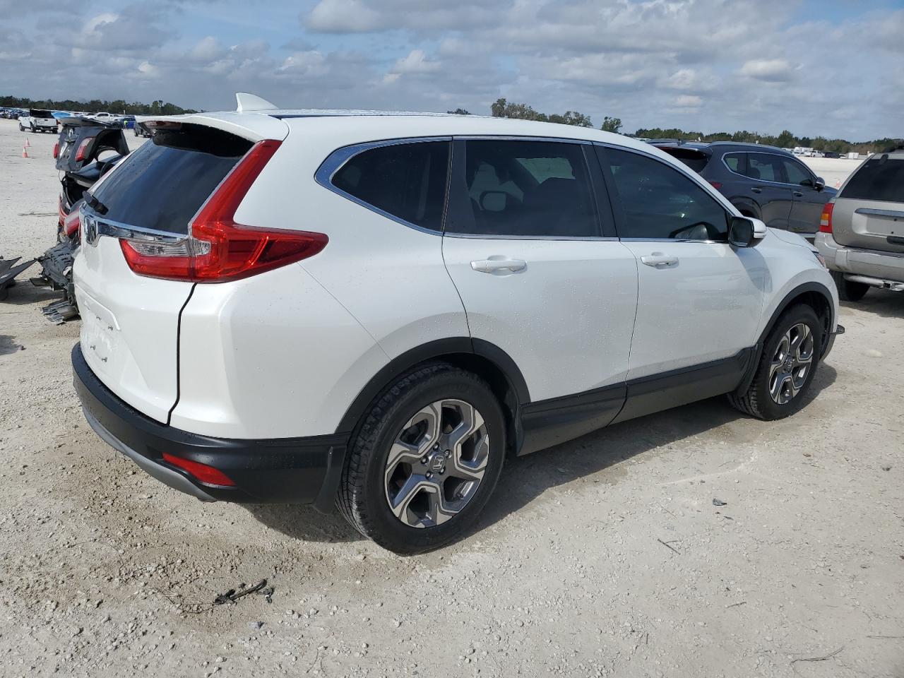 Изображение 3 2019 HONDA CR-V EXL 2019 с VIN 7FARW1H85KE023966