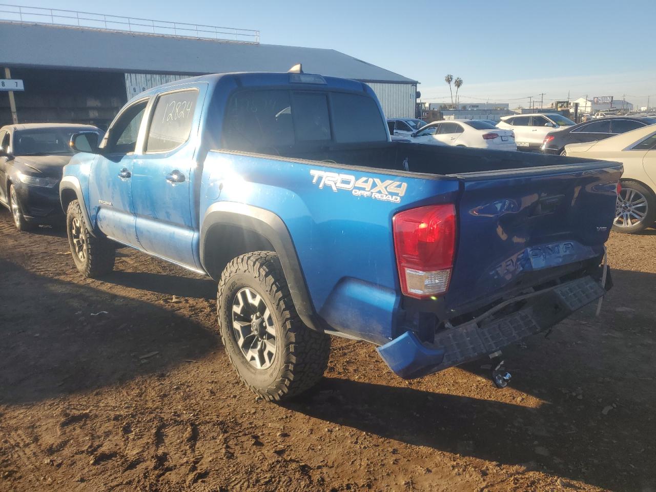 Изображение 2 2016 TOYOTA TACOMA DOUBLE CAB 2016 с VIN 3TMCZ5AN8GM016643