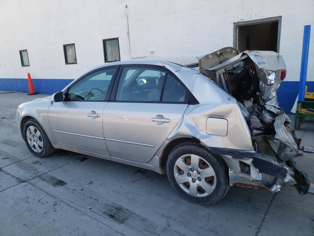 Image 2 of 2009 HYUNDAI SONATA GLS 2009 with VIN 5NPET46F49H504101
