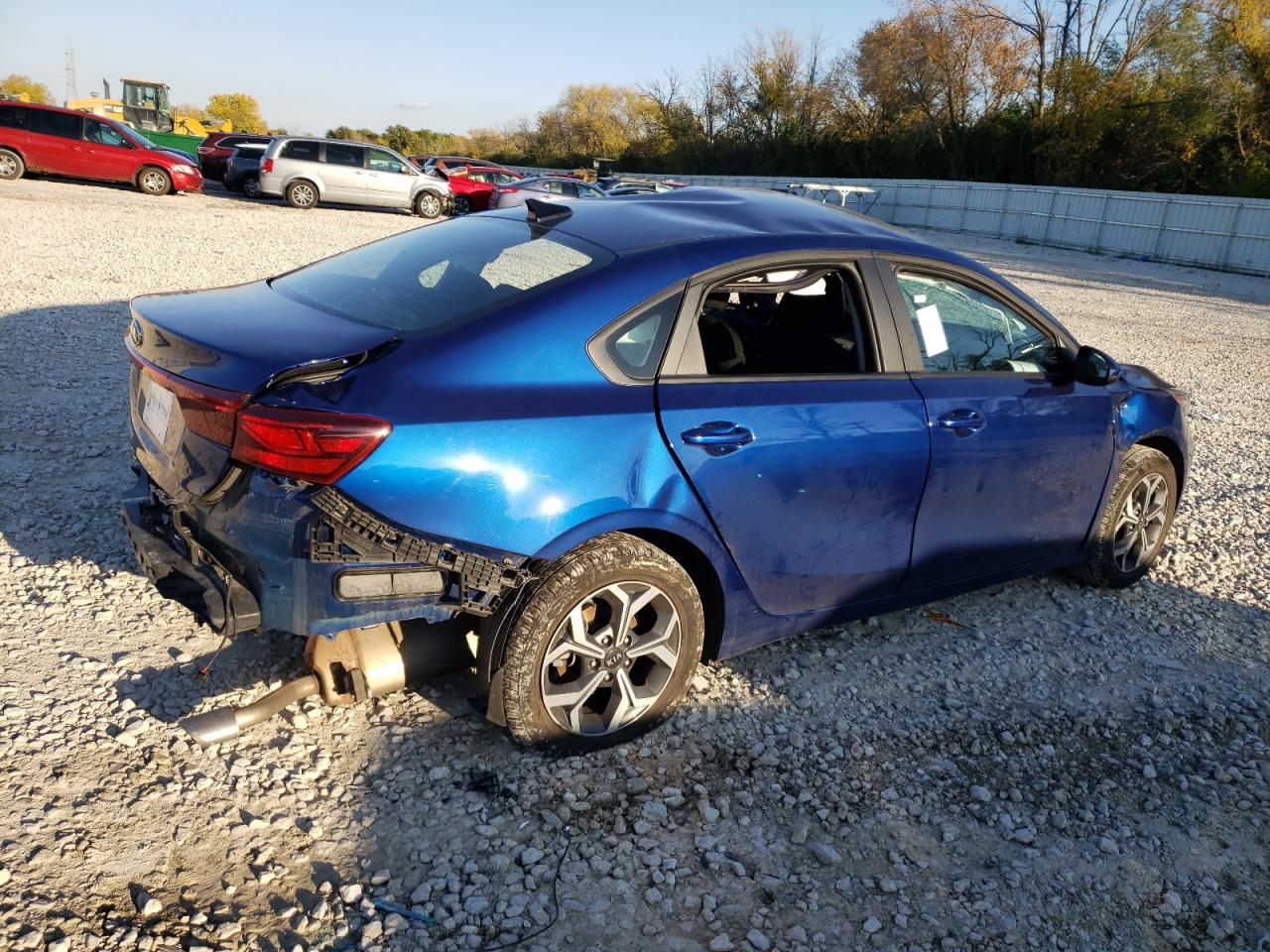Изображение 3 2021 KIA FORTE FE 2021 с VIN 3KPF24AD0ME264782