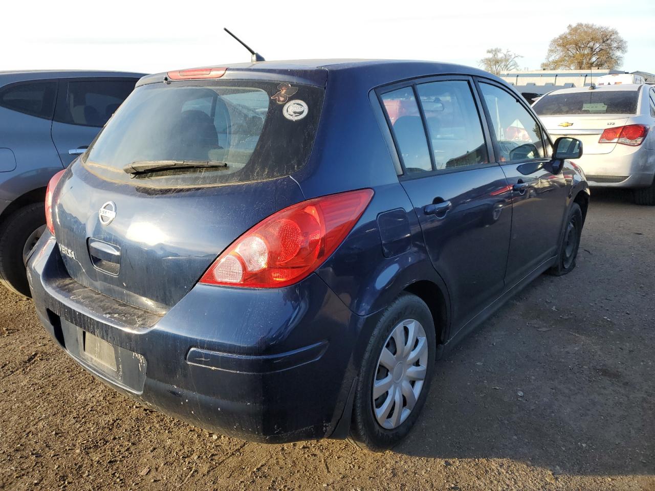 Obraz 3 z 2012 NISSAN VERSA S 2012 z VIN 3N1BC1CP0CK197508