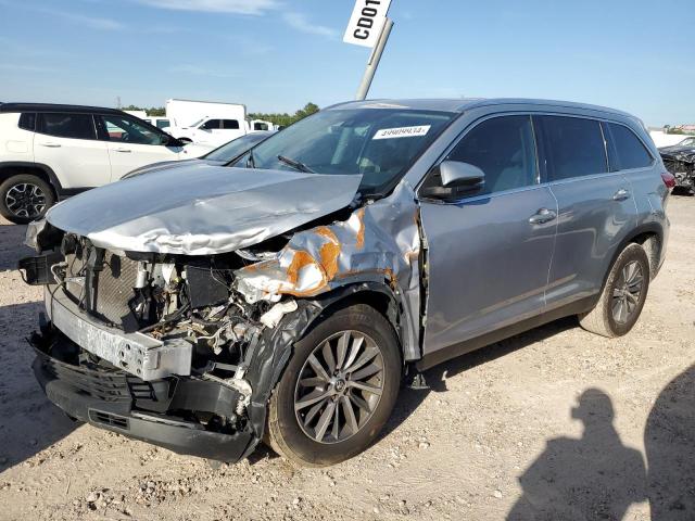 Изображение 2019 TOYOTA HIGHLANDER SE 2019