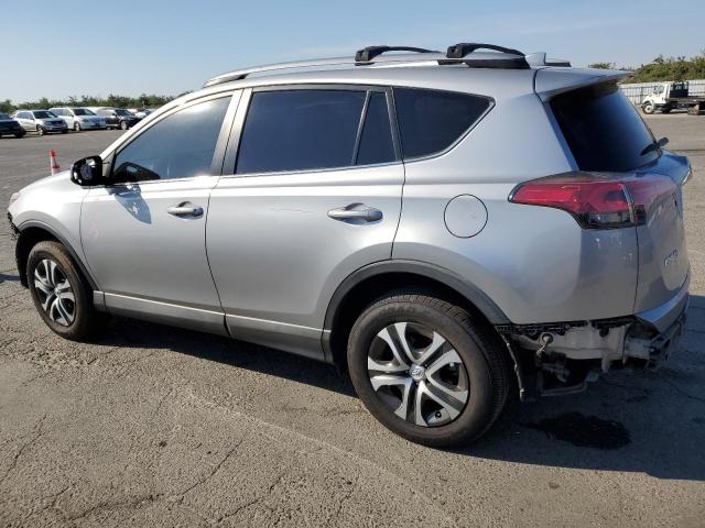 Obraz 2 z 2018 TOYOTA RAV4 LE 2018 z VIN 2T3ZFREV1JW440269