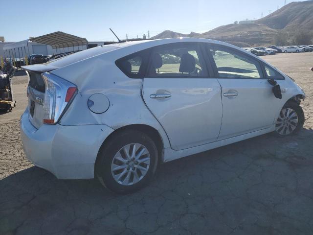 Obraz 3 z 2015 TOYOTA PRIUS PLUG-IN  2015 z VIN JTDKN3DP0F3075145