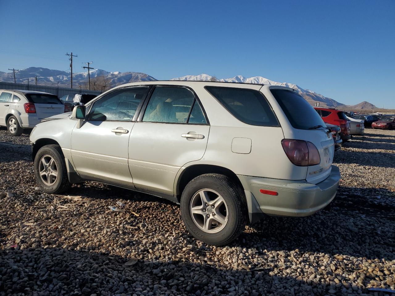 Image 2 of 2000 LEXUS RX 300 2000 with VIN JT6HF10U2Y0096811