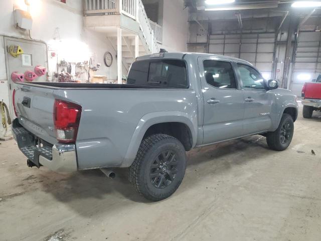 Obraz 3 z 2021 TOYOTA TACOMA SR5 DOUBLE CAB 2021 z VIN 3TMCZ5AN9MM427688