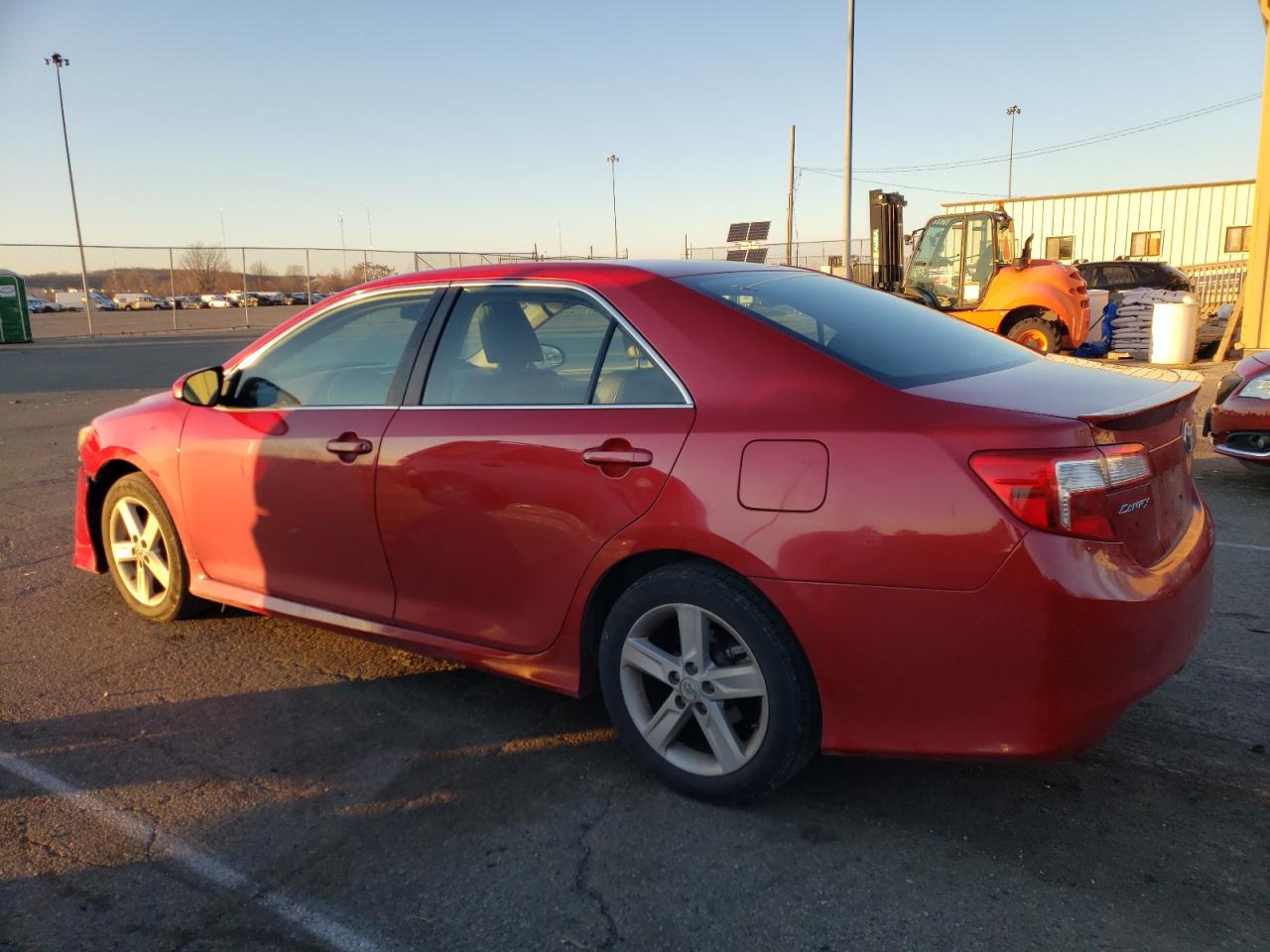 Obraz 2 z 2014 TOYOTA CAMRY L 2014 z VIN 4T1BF1FK1EU800405