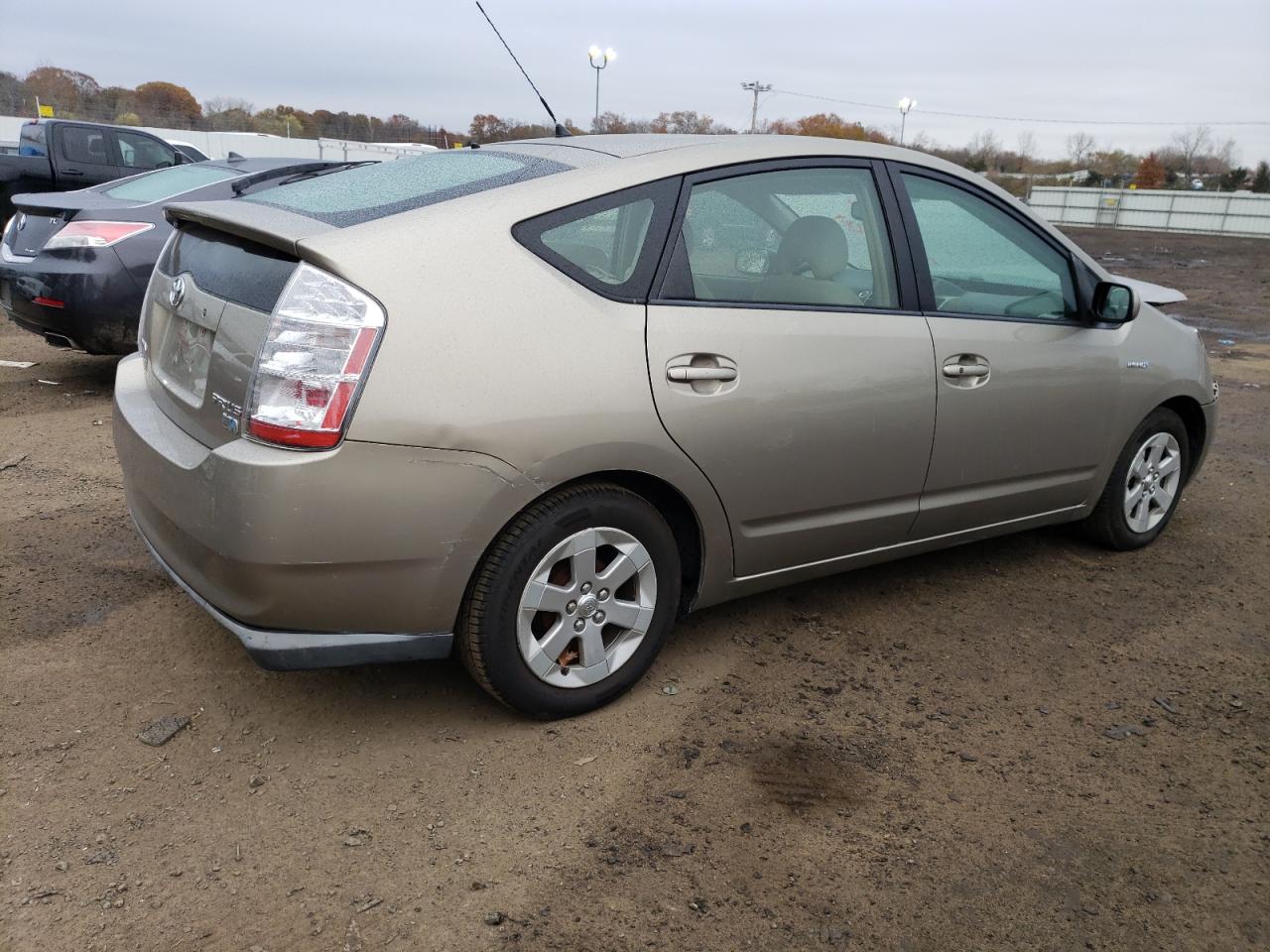 Obraz 3 z 2008 TOYOTA PRIUS  2008 z VIN JTDKB20U383337757