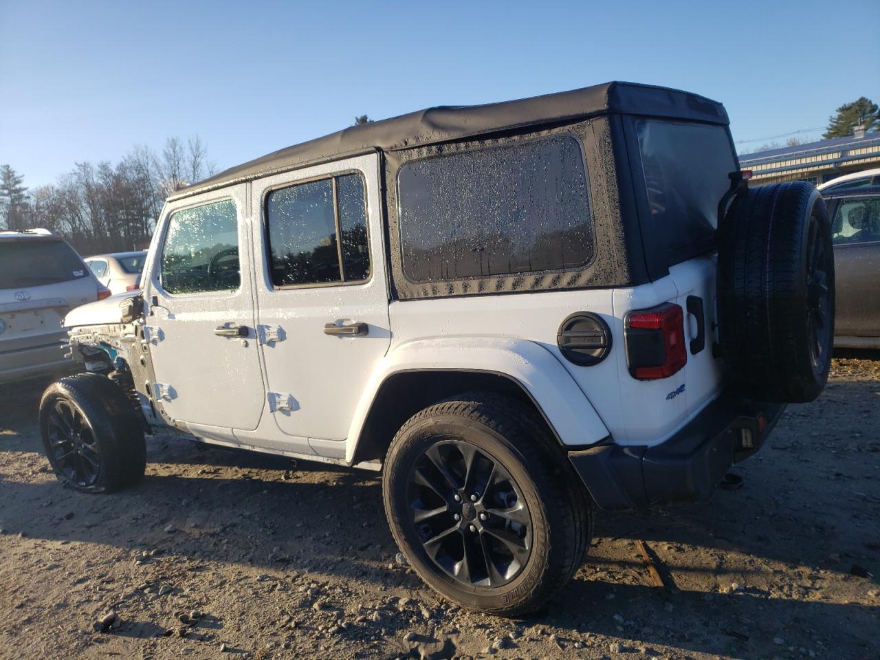 Изображение 2 2021 JEEP WRANGLER UNLIMITED SAHARA 4XE 2021 с VIN 1C4JJXP66MW799452
