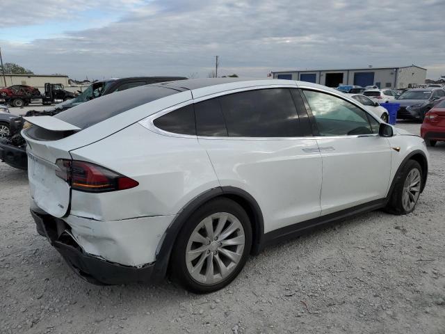 Изображение 3 2018 TESLA MODEL X  2018 с VIN 5YJXCDE26JF117463