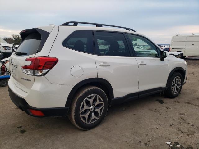 Obraz 3 z 2023 SUBARU FORESTER PREMIUM 2023 z VIN JF2SKAEC8PH550510