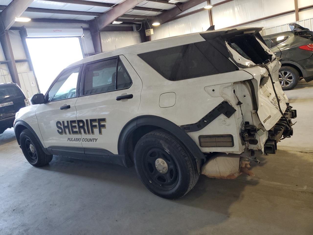 Изображение 2 2021 FORD EXPLORER POLICE INTERCEPTOR 2021 с VIN 1FM5K8AB1MGB53977