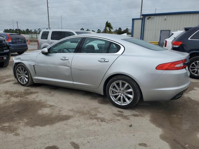Obraz 2 z 2013 JAGUAR XF  2013 z VIN SAJWA0ES1DPS99305