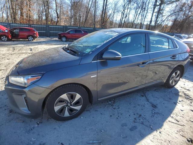 Image 1 of 2019 HYUNDAI IONIQ SEL 2019 with VIN KMHC75LC8KU128540