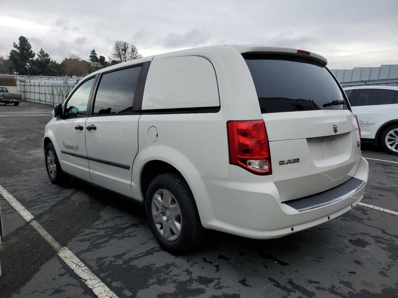 Obraz 2 z 2013 RAM TRADESMAN  2013 z VIN 2C4JRGAG8DR680451