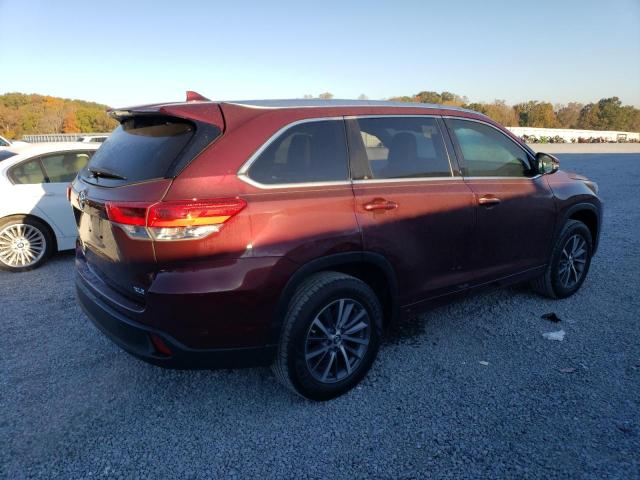 Image 3 of 2018 TOYOTA HIGHLANDER SE 2018 with VIN 5TDKZRFH4JS277832
