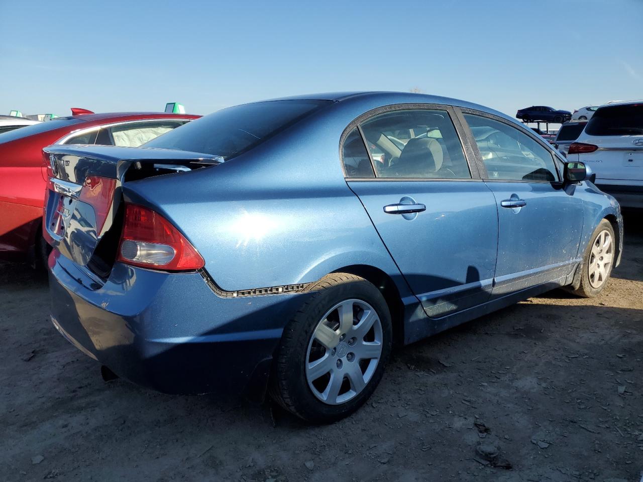 Изображение 3 2010 HONDA CIVIC LX 2010 с VIN 19XFA1F55AE065368