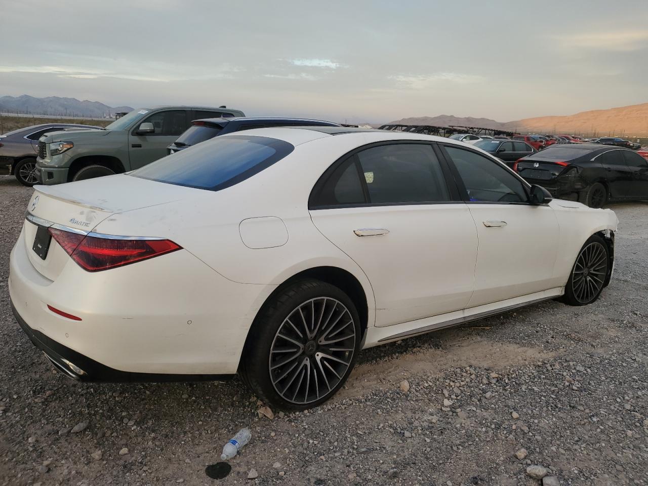 Image 3 of 2023 MERCEDES-BENZ S 500 4MATIC 2023 with VIN W1K6G6DB6PA208284