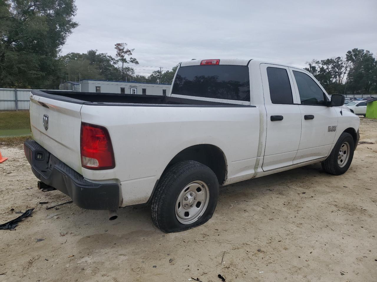 Image 3 of 2015 RAM 1500 ST 2015 with VIN 1C6RR6FGXFS580785