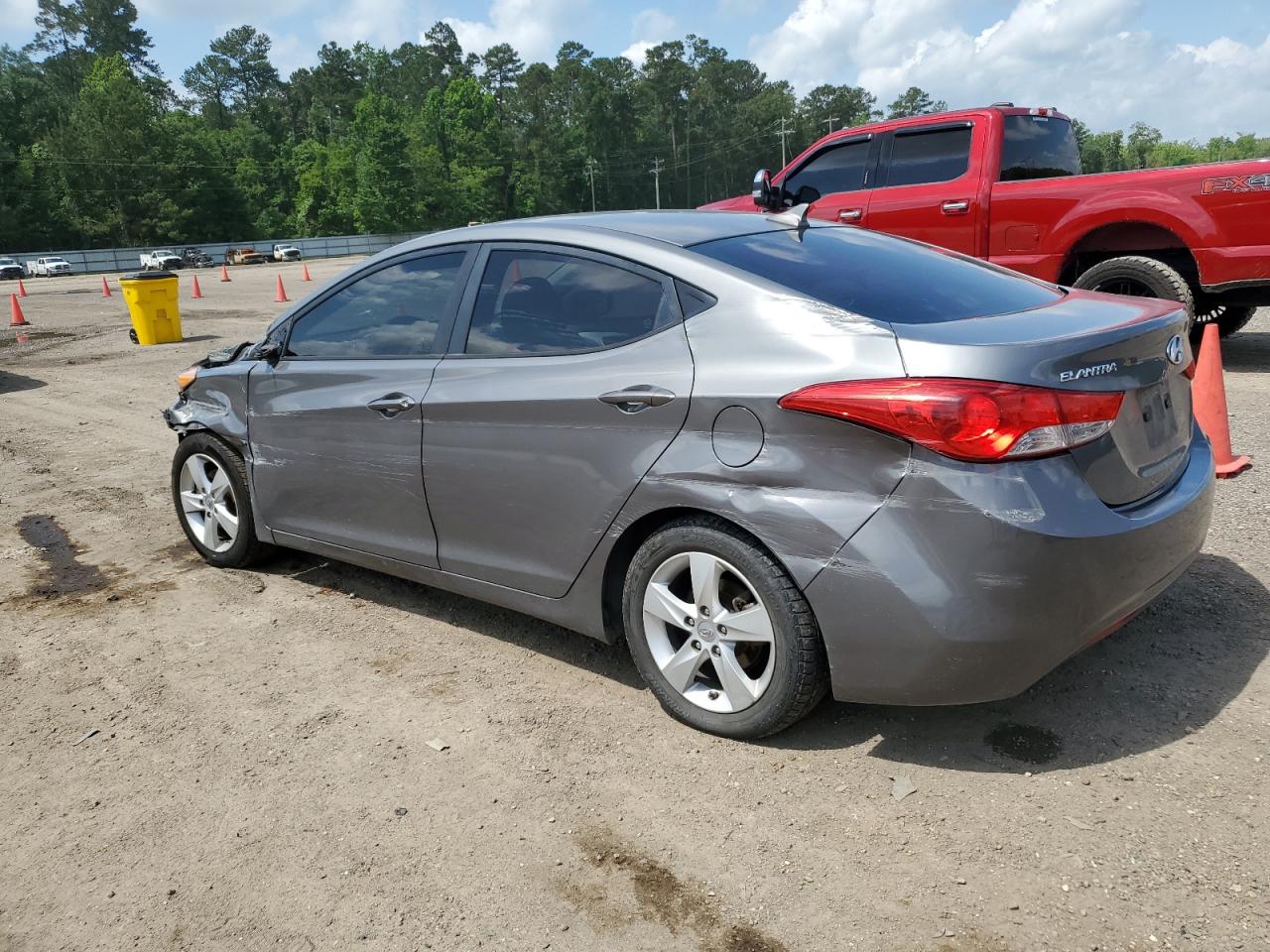 Image 2 of 2013 HYUNDAI ELANTRA GLS 2013 with VIN 5NPDH4AE6DH231263