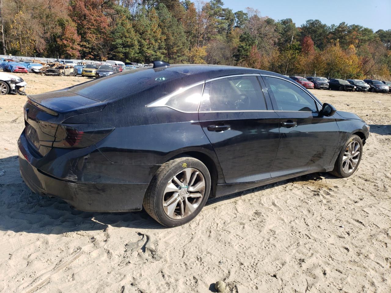 Obraz 3 z 2018 HONDA ACCORD LX 2018 z VIN 1HGCV1F13JA089001