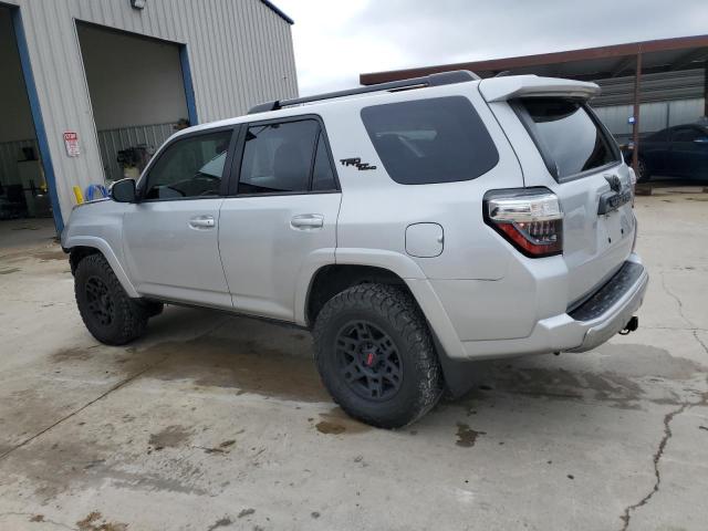 Изображение 2 2022 TOYOTA 4RUNNER SR5 PREMIUM 2022 с VIN JTERU5JR3N5984708