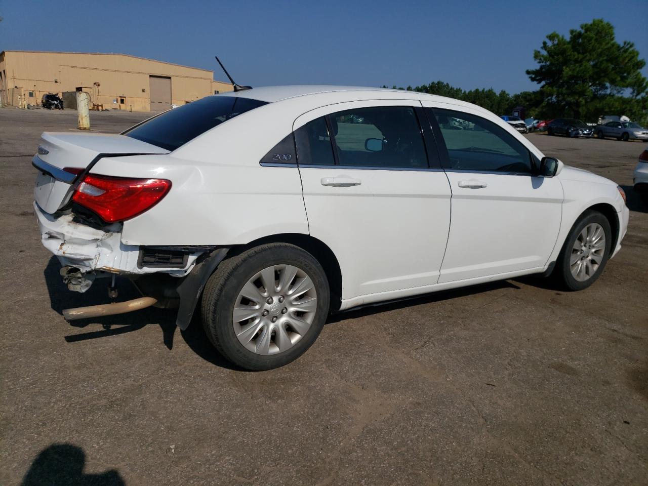 Obraz 3 z 2014 CHRYSLER 200 LX 2014 z VIN 1C3CCBAB9EN143365